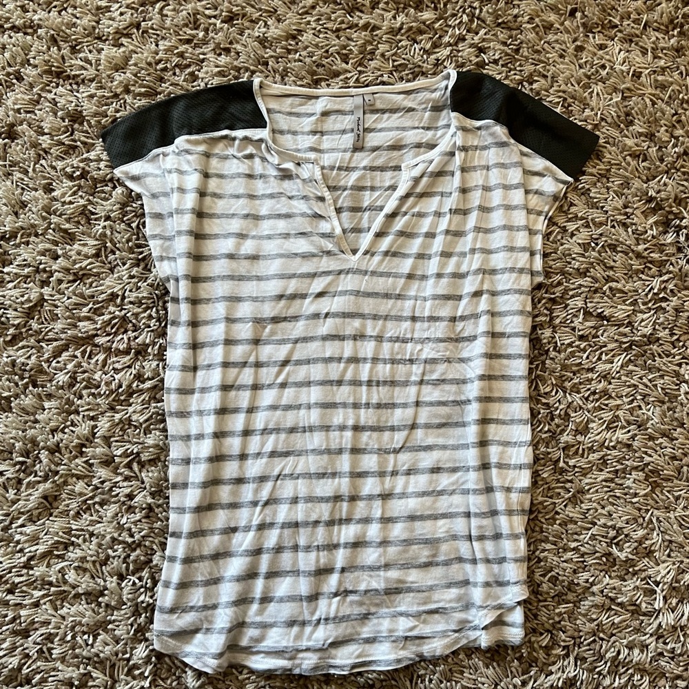 Michael stars shirt • size medium